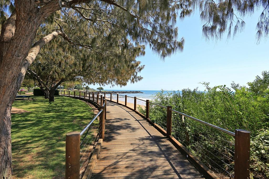 Bargara Gardens Boutique Villas エクステリア 写真