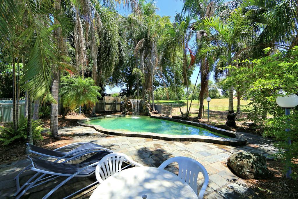 Bargara Gardens Boutique Villas エクステリア 写真